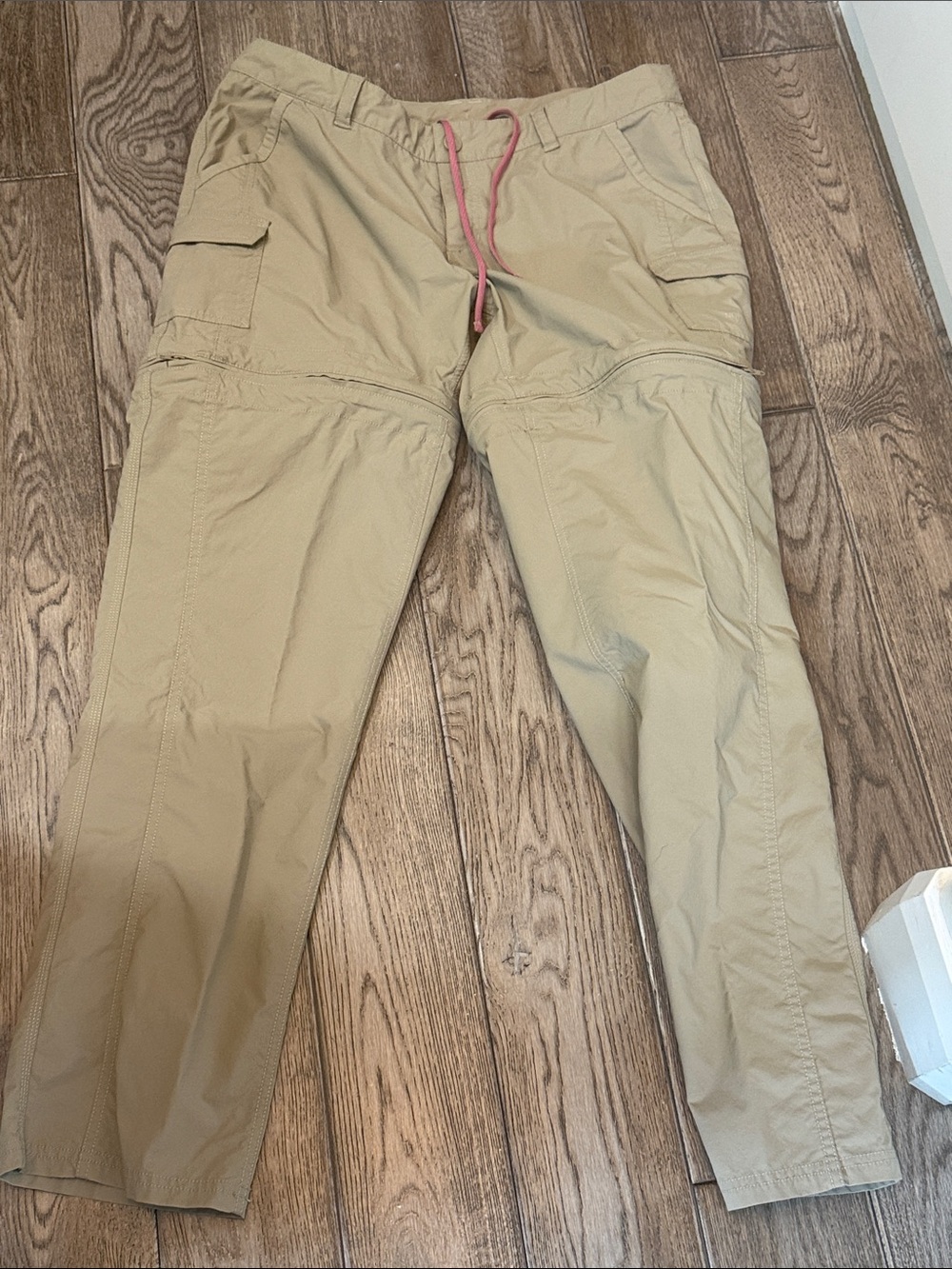 The North Face women’s  Tan Cargo Pants with Pink Drawcord